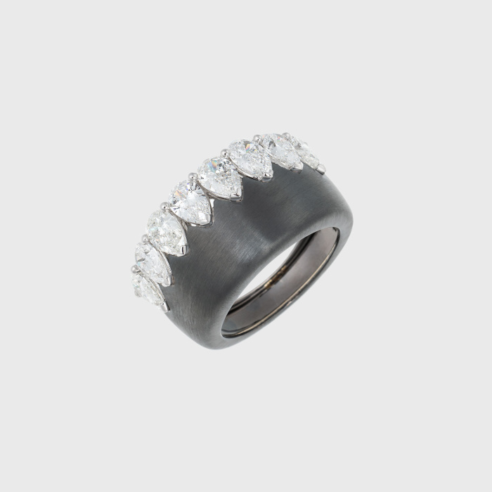 Blackened white gold ring with pear white diamonds