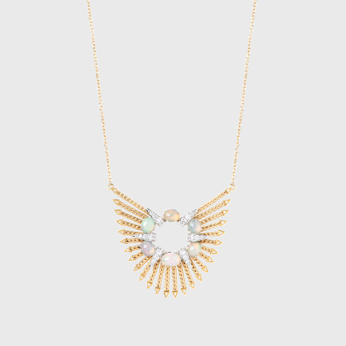 Yellow gold pendant necklace with opals and white diamonds