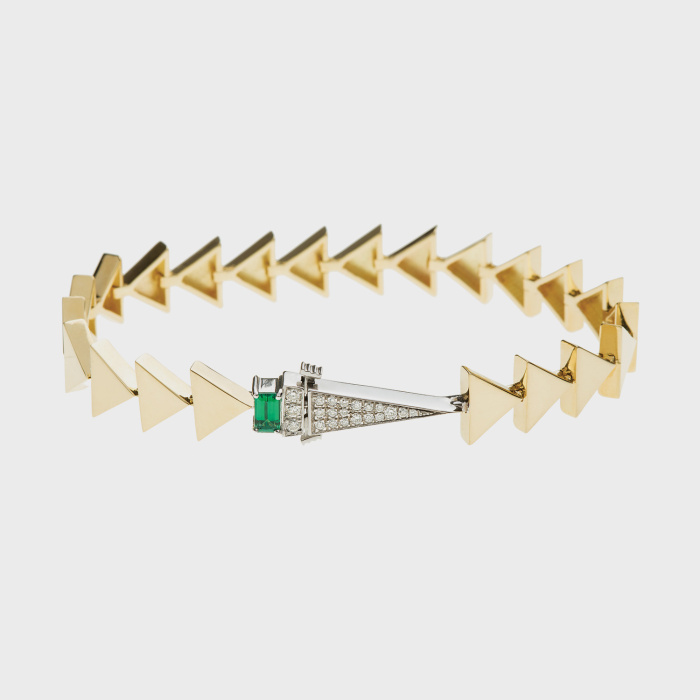 Yellow gold bracelet with white diamonds and emerald