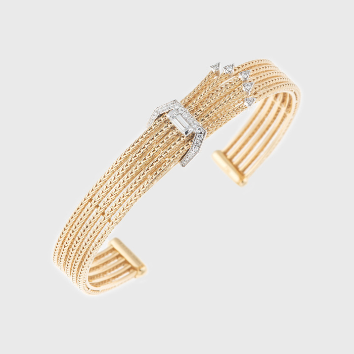Yellow gold bangle bracelet with white diamonds