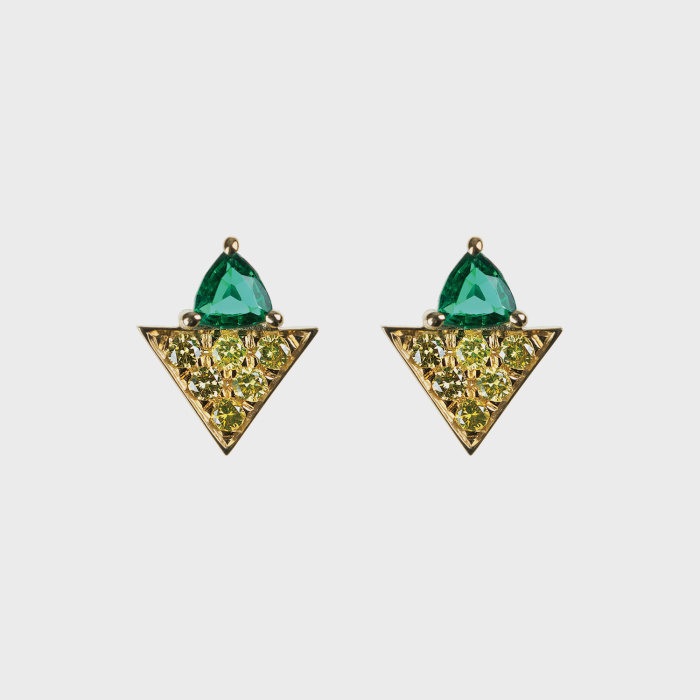 Yellow gold stud earrings with yellow diamonds and emeralds