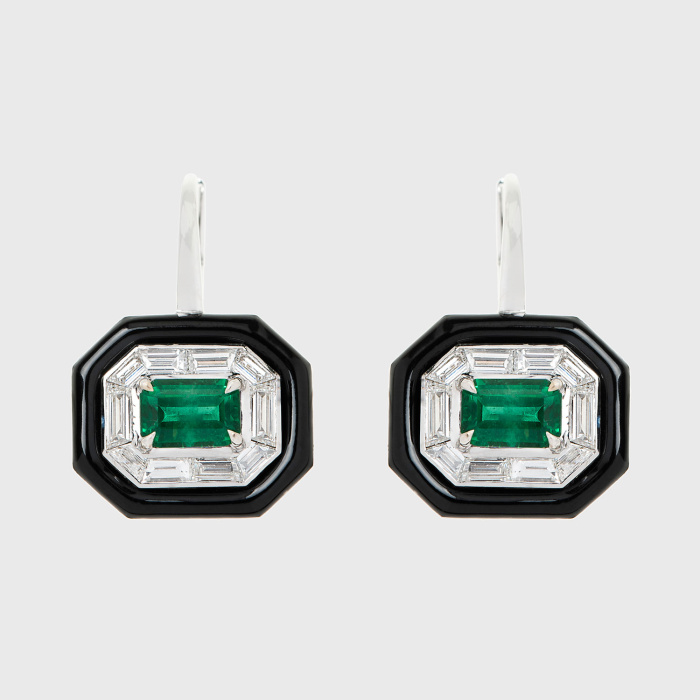 White gold earrings with emeralds, white diamond baguettes and black enamel