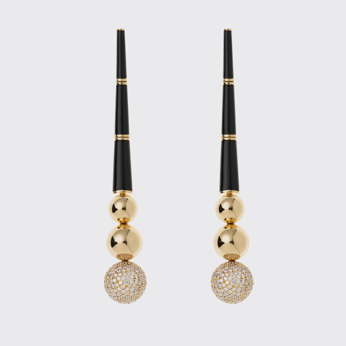 Yellow gold long earrings with white diamonds and black enamel