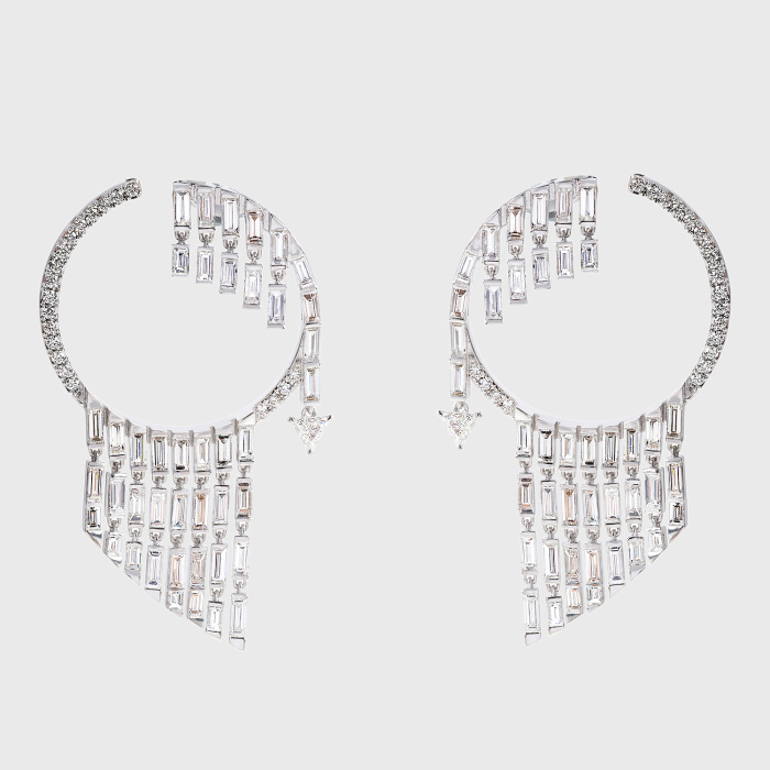White gold fringe earrings with round, trillion and baguette white diamonds
