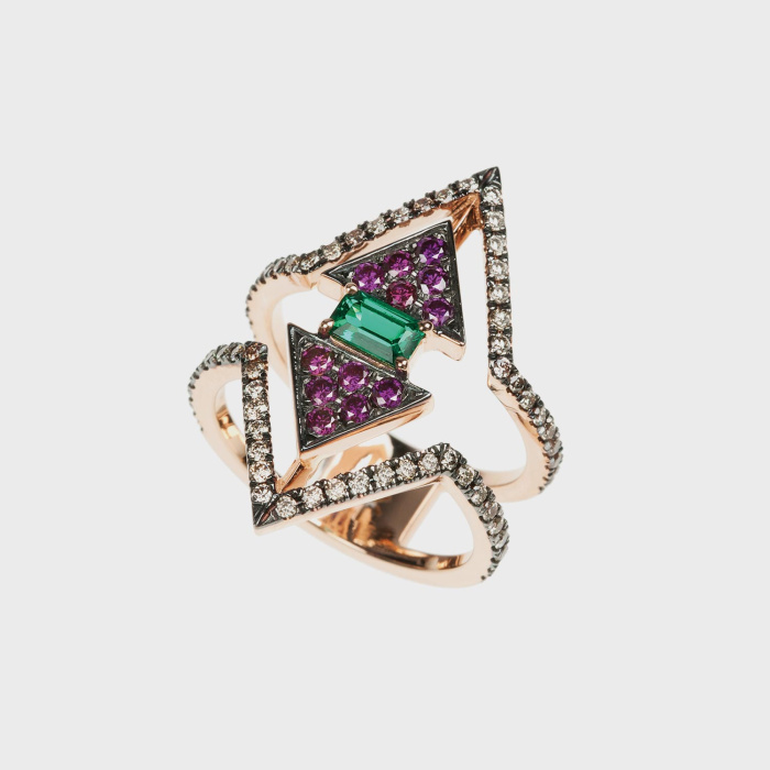 Rose gold ring with brown diamonds, purple diamonds and emerald