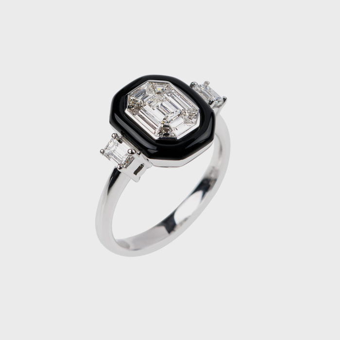 White gold ring with illusion white diamond and black enamel