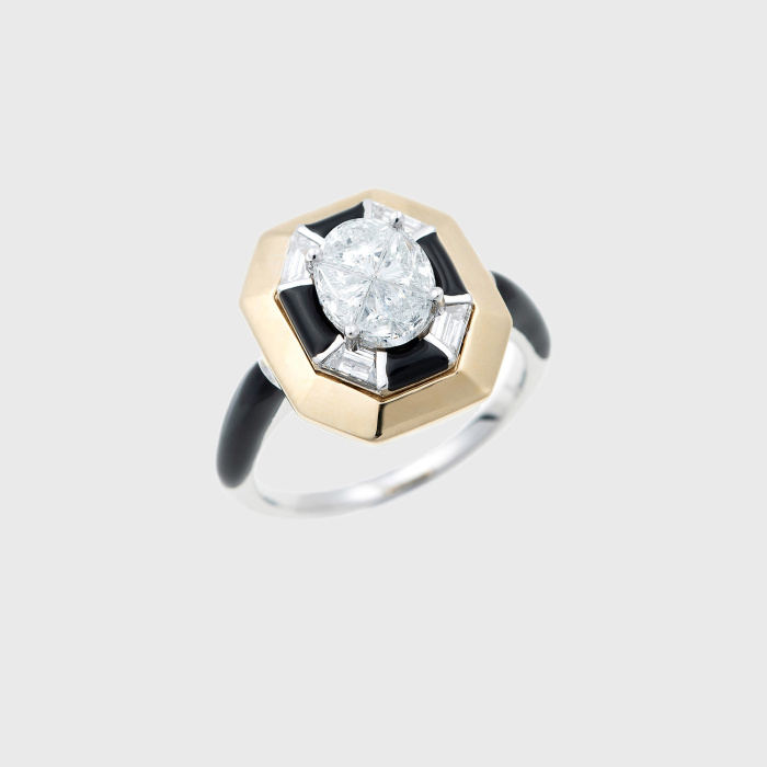 White and yellow gold ring with oval white diamond, white diamond baguettes and black enamel