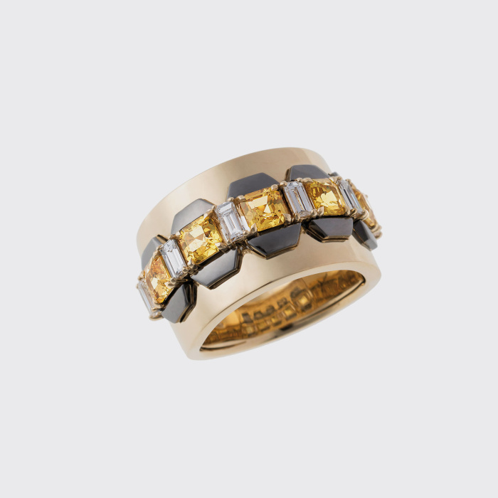 Yellow and black gold ring with yellow sapphires and white diamonds