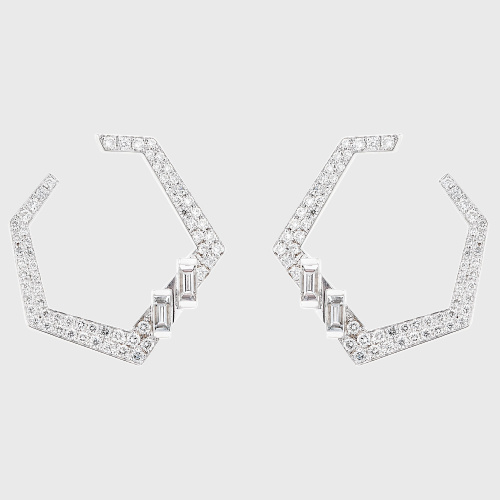 White gold small earrings with white diamonds