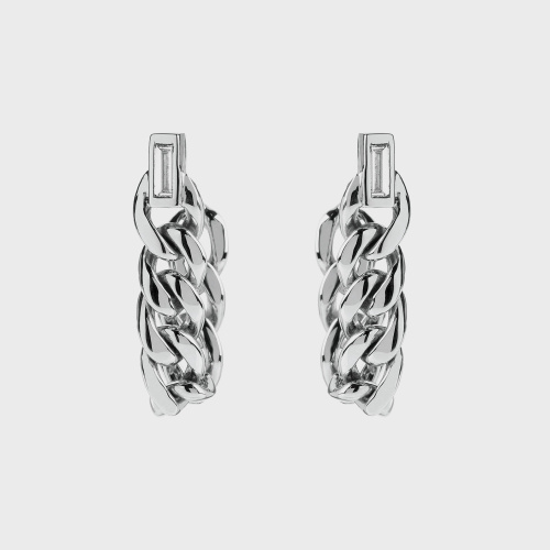 White gold small earrings with white diamond baguettes