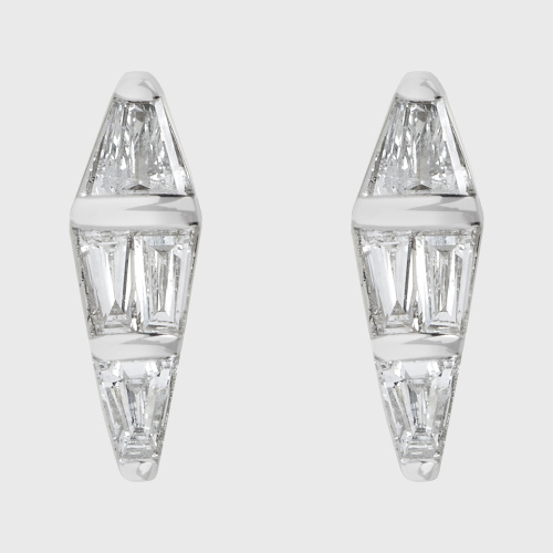 White gold stud earrings with white diamond baguettes