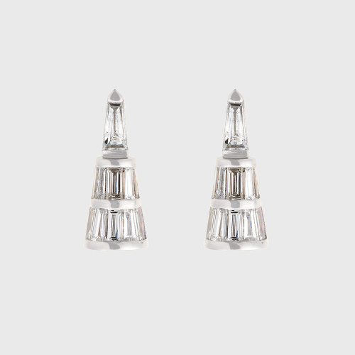 White gold stud earrings with white diamonds