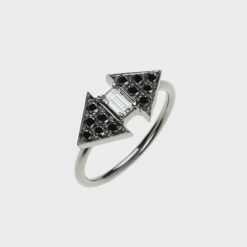 Black gold band ring with black diamonds and white diamond