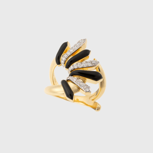 Yellow gold ring with white diamonds and black enamel